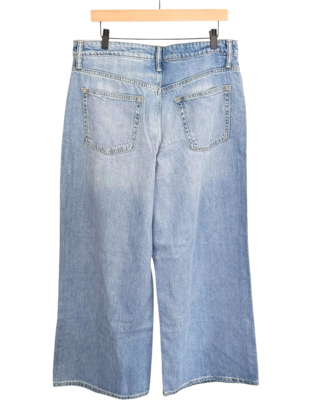 GAP Curvy Mid Rise UltraSoft Baggy Jeans Light Wash | 31/12 NWT - Picture 6 of 14